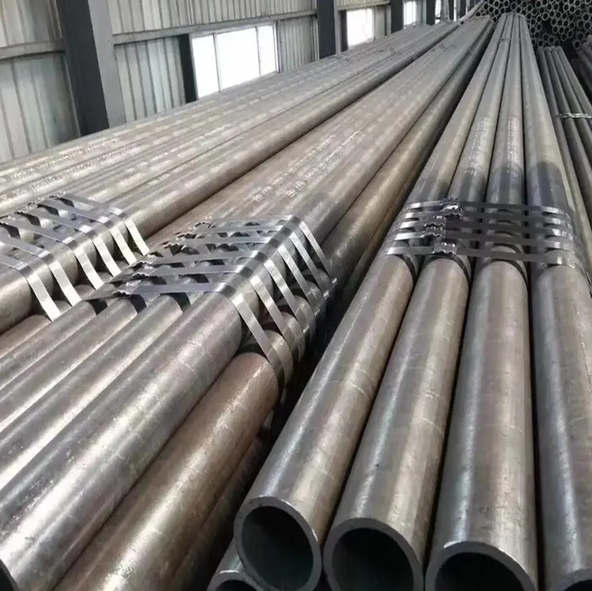 天津鋼管集團石油裂化管